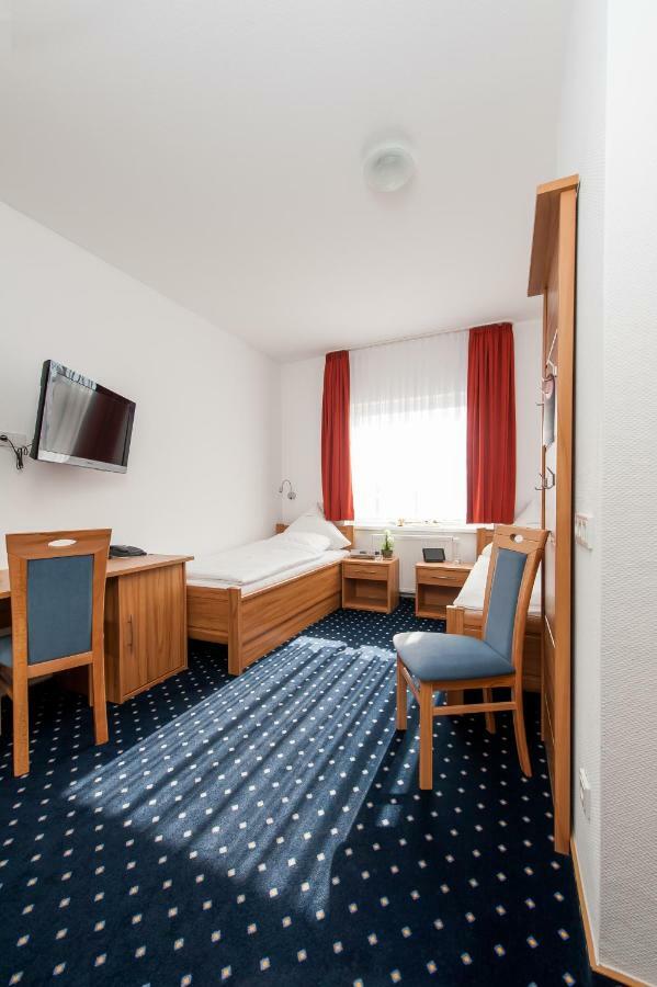 Butjadinger Tor Hotel 3*